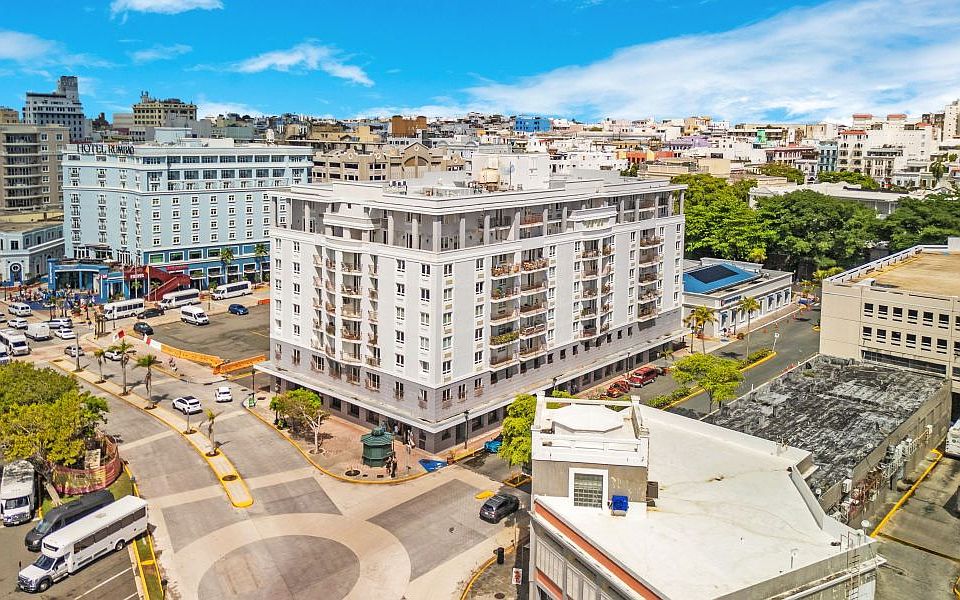 1st image of Cond Reina De Castilla APT 204