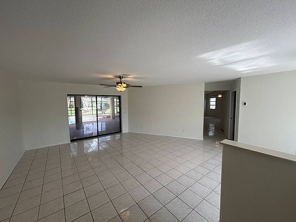 2nd image of 2093 Rio De Janeiro Ave