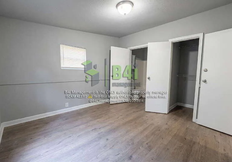 355 Steele Dr — Photo 13