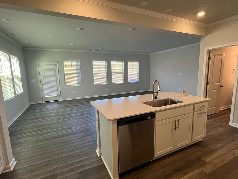 321 Glacier Lake Dr — Photo 8