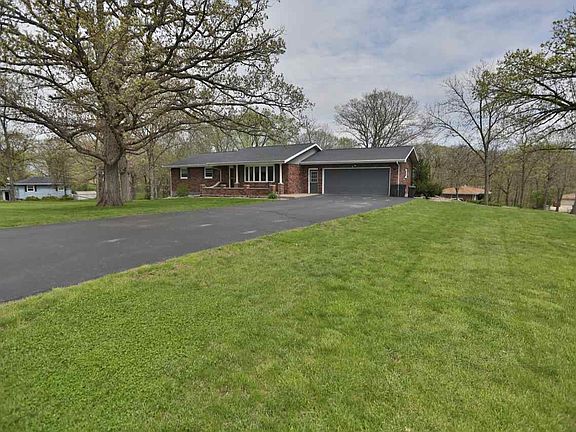 2nd image of 7401 N Badger Rd