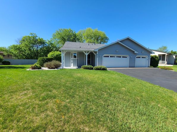 617 Meadowwood Dr, Minneapolis, MN 55444