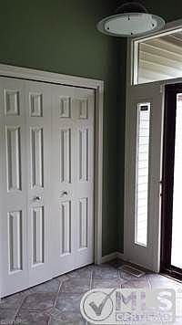 Entry way