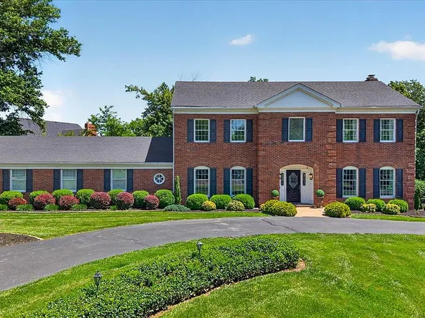 12404 Cedar Moor Dr, Saint Louis, MO 63131