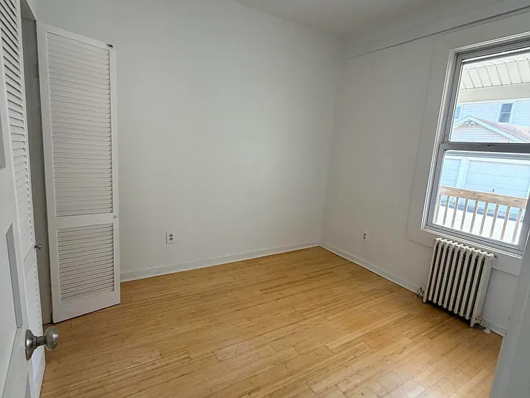 44 Norwood Ave — Photo 15