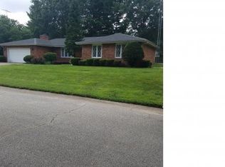 516 Hartford Dr, Sherman, IL