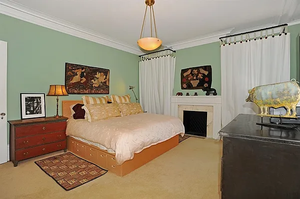 Sold by Corcoran | media 4