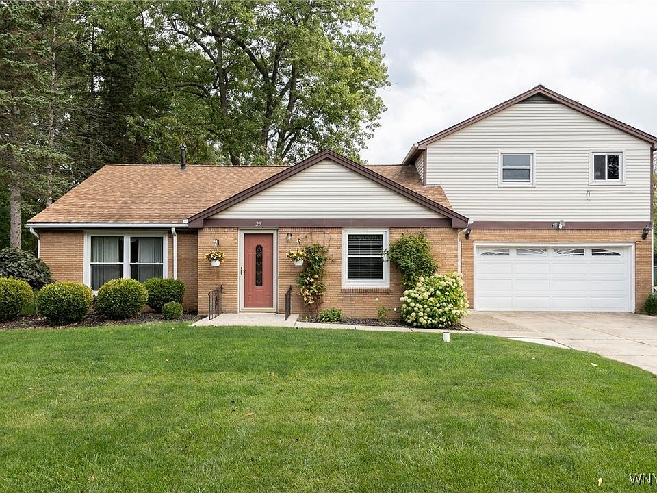 1st image of 25 Ferndale Dr