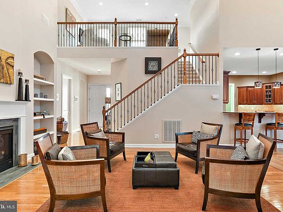 3rd image of 36269 Sunflower Blvd