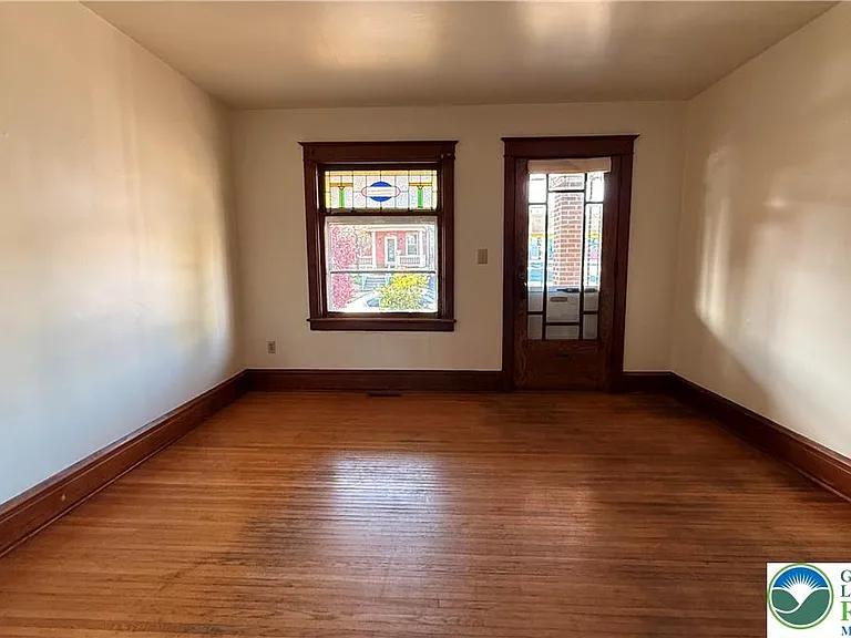 2125 Northampton St — Photo 4