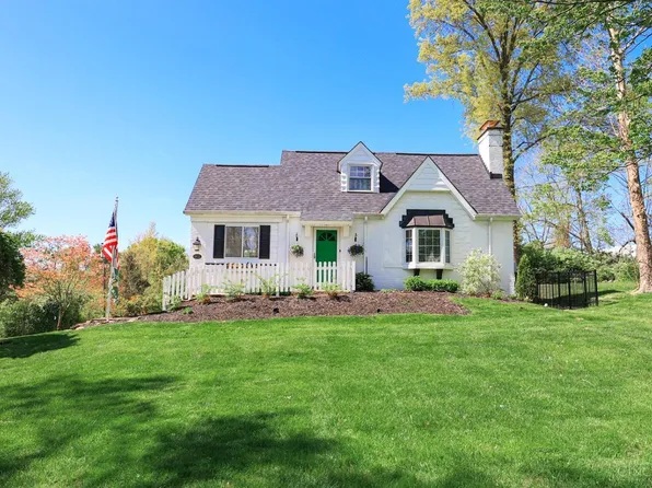 6615 Kugler Mill Rd, Cincinnati, OH 45236