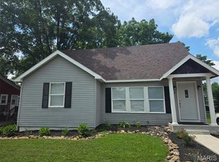 322 S Iron St, Ironton, MO 63650