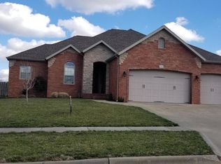 3722 N Boonville Ave, Springfield, MO 65803