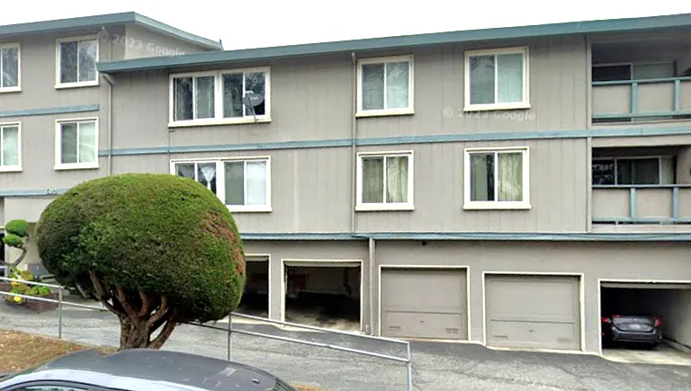 640 Serramonte Blvd #10 — Photo 1