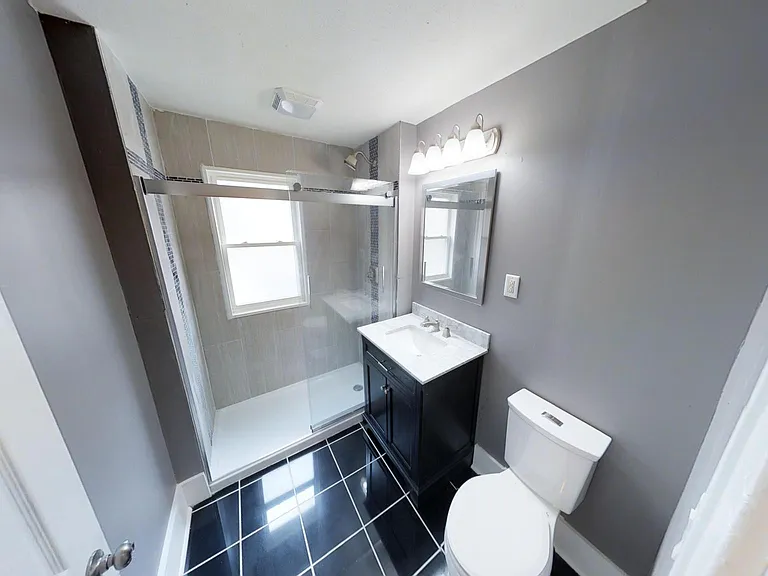 930 Ackerman Ave — Photo 8
