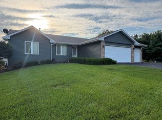 1062 Kingsway Ln, Byron, IL 61010