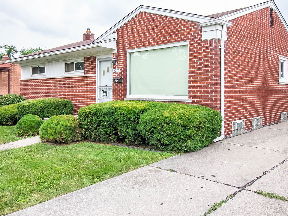2nd image of 3220 Patricia Dr