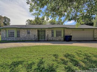 5402 Newcome Dr, San Antonio, TX 78229