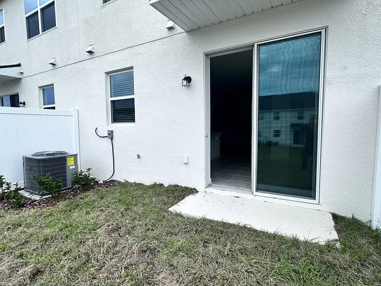 1167 Boardwalk Pl — Photo 11