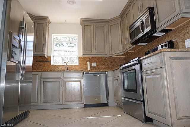 1st image of 4471 Tarpon Ave