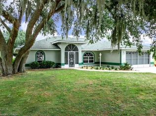5909 Pebble Ln, Sebring, FL 33876