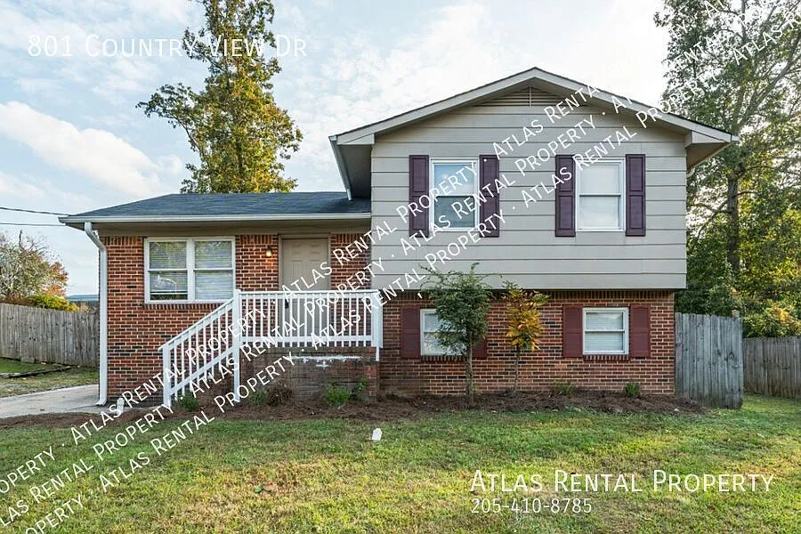 Move-In Ready 4BR Beauty Granite, Hardwood & Fully Fenced Yard — Photo 1