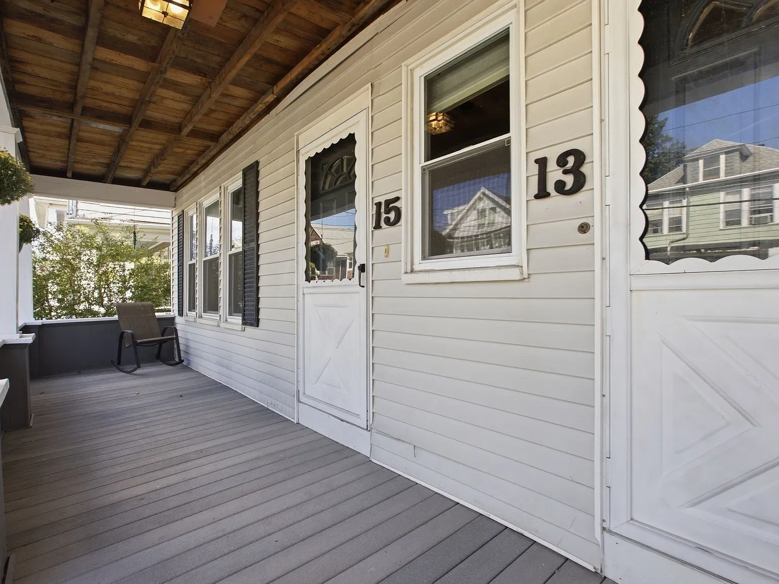 5 bed, 1800 sqft, $3,950 — Photo 2