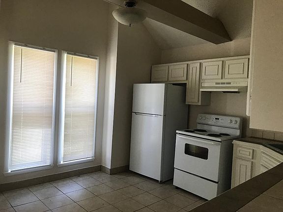 5th image of 126 Kristi Dr