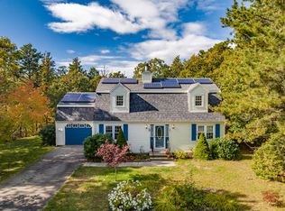 89 Great Pines Dr, Mashpee, MA 02649