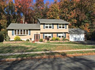 1315 Jackson Dr, North Brunswick, NJ 08902