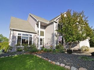 14810 Blakeney Rd, Eden Prairie, MN 55347