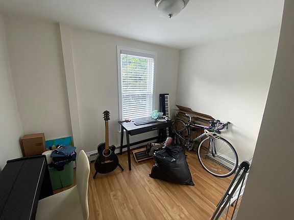 3rd image of 69 Florence St #4