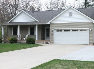 19106 Joslin Cir, Big Rapids, MI 49307