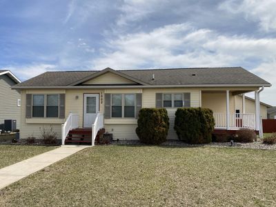 1002 Front Ave, Park Rapids, MN, 56470