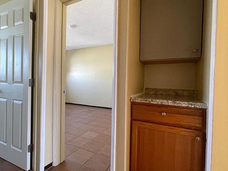 925 Walnut Ave #5 — Photo 7