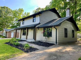 10204 Starwood Dr, Charlotte, NC 28215