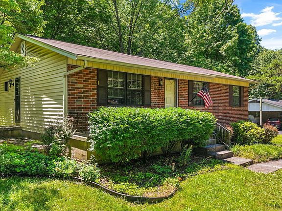 4th image of 4304 Woodvale Dr