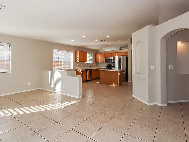 8523 N Cantora Way — Photo 7