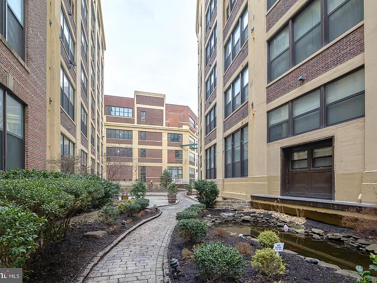 1100 S Broad St #15A — Photo 12