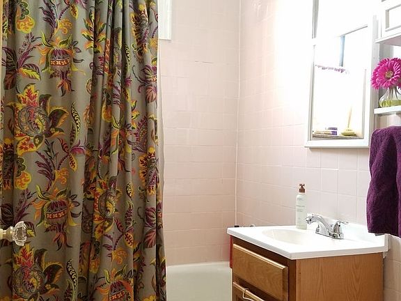 3rd image of 2460 32nd St APT 15D