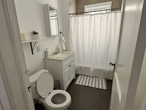 3rd image of 209 Prospect Ave #1