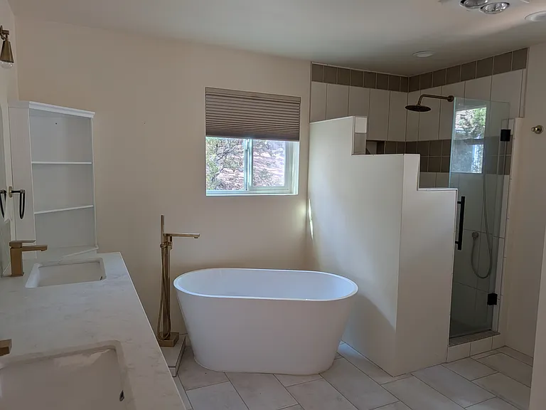 417 Greg Ave — Photo 3