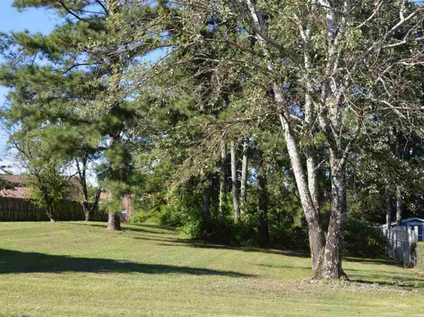 1344 Catherine Cir NW, Cleveland, TN 37312