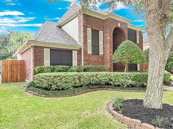 5th image of 2118 Country Mile Ln