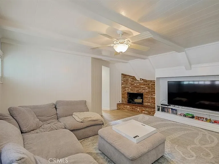 2128 Miramar Dr — Photo 18