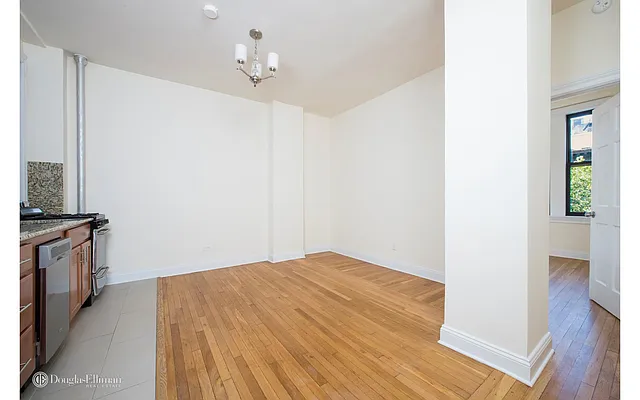 Rented by Douglas Elliman | media 14