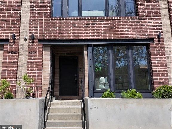 4th image of 4584 Riverside Way