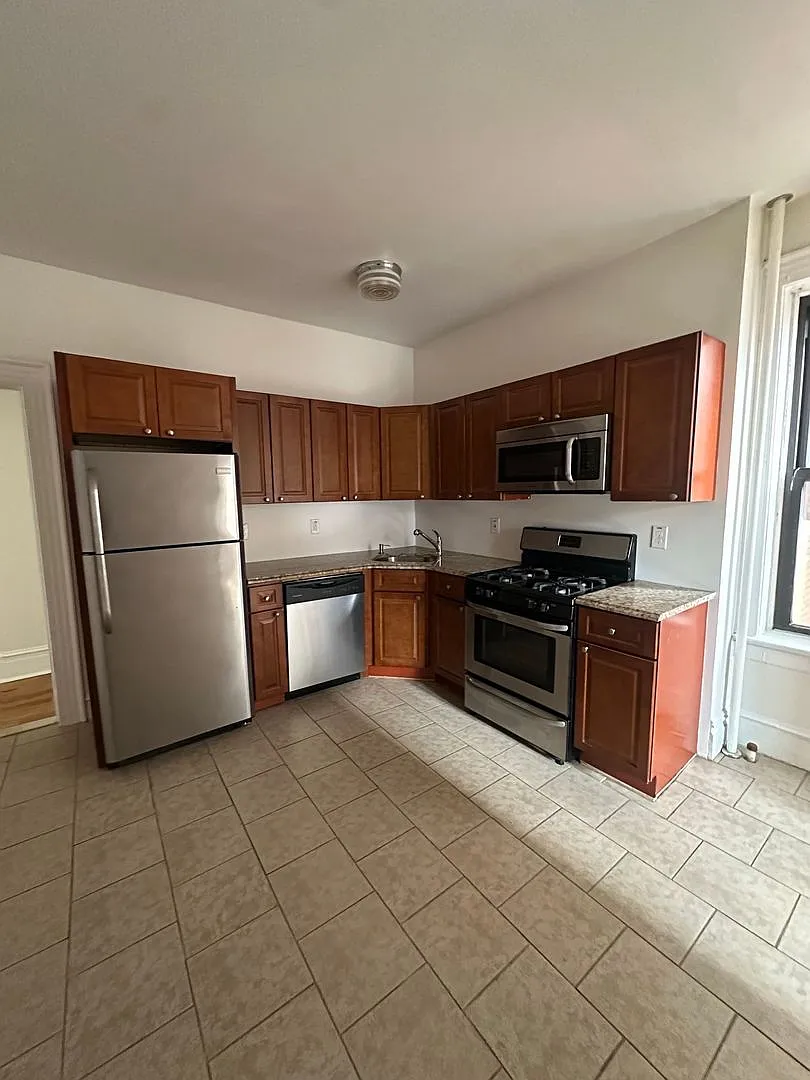 3401-The Stella on Park LLC — Photo 1