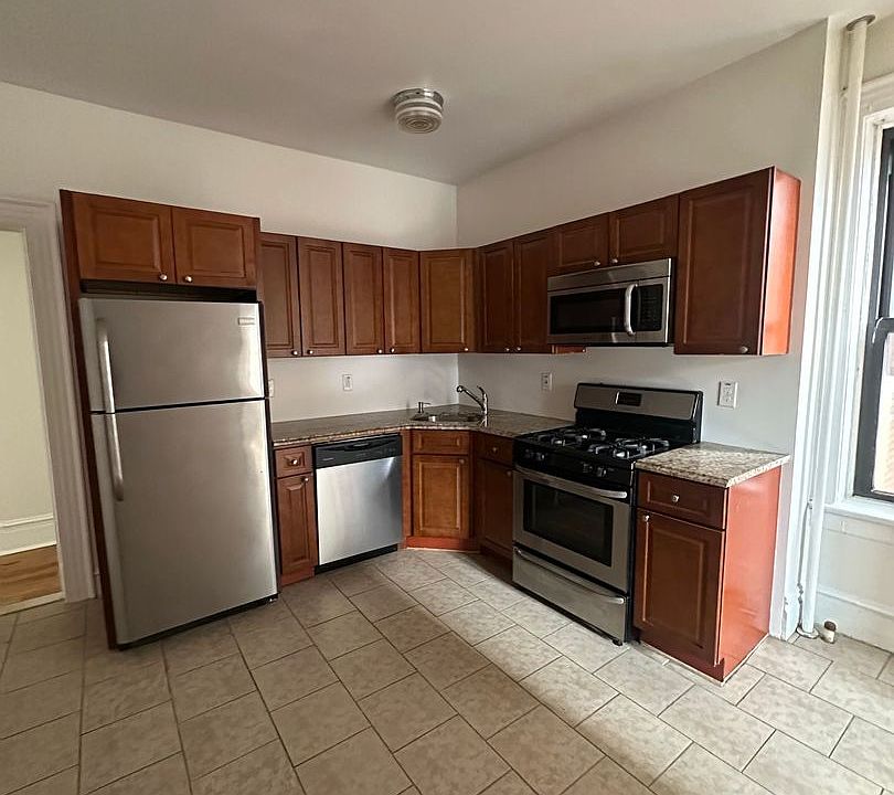 1st image of 3401 Park Ave APT 12