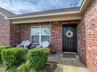 981 Ethan James St, Elkins, AR 72727